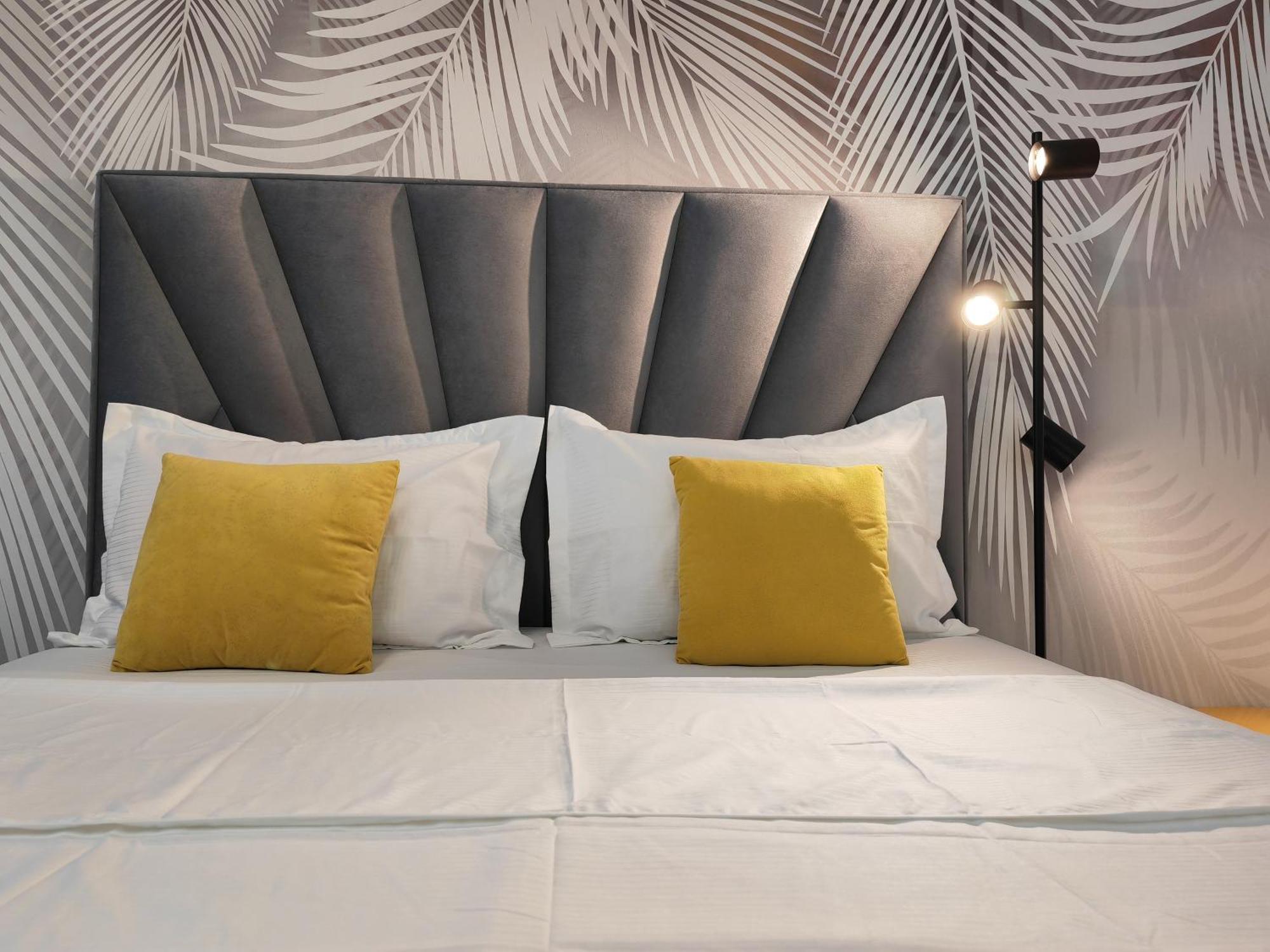 Sunset Bucharest Rebreanu Apartment Екстериор снимка